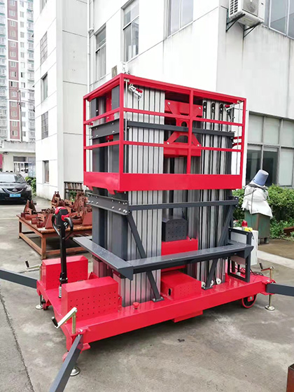 鋁合金升降機(jī)客戶測試中